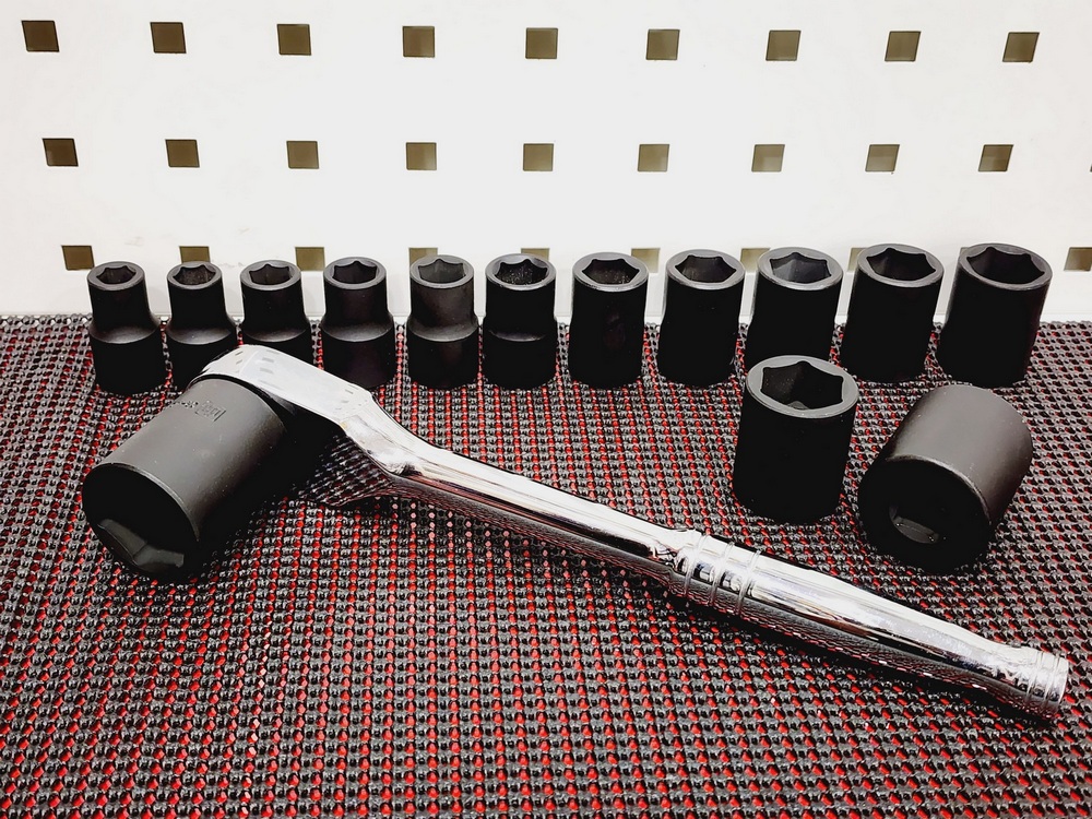 1/2" dr. Metric impact socket 14 pc set