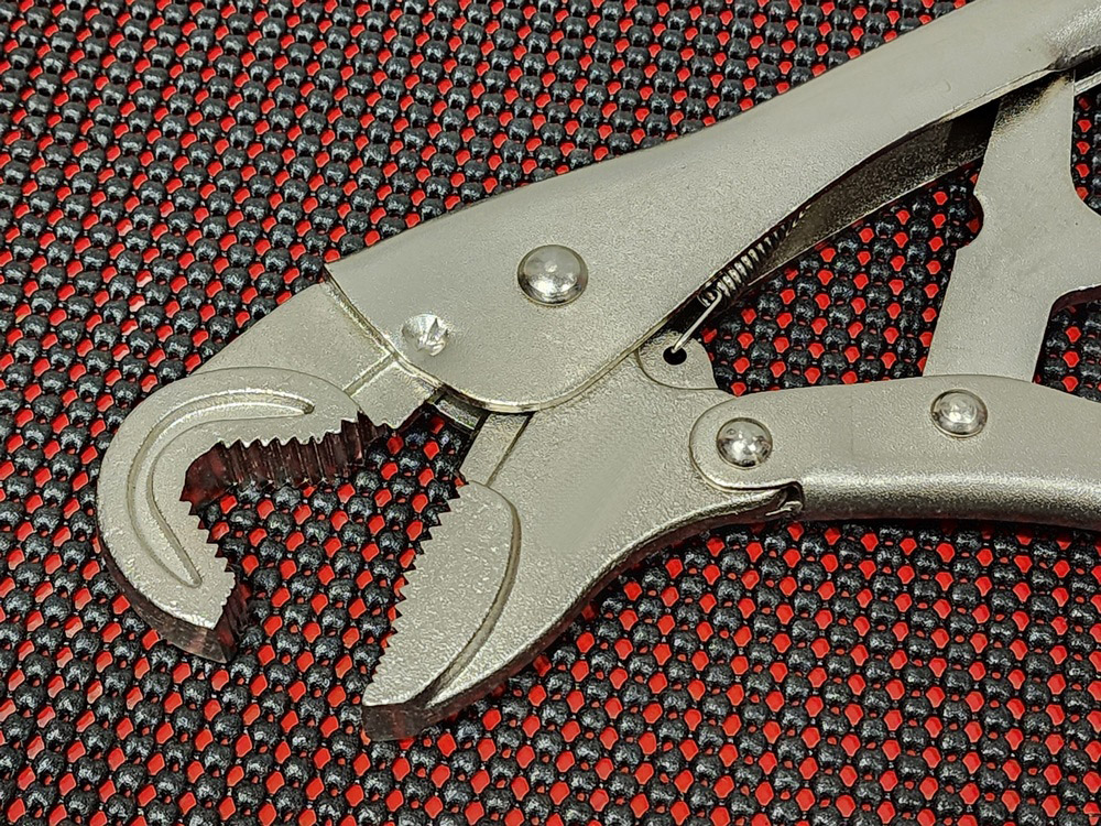 10" locking pliers