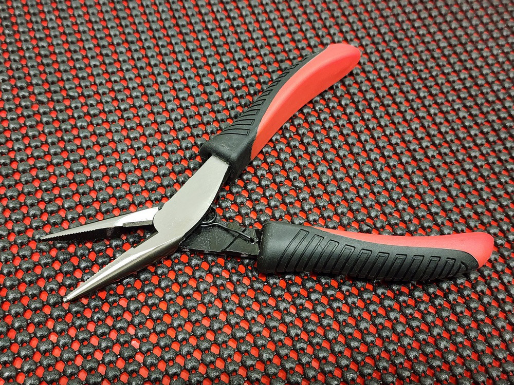 Pro-series miniature long nose pliers