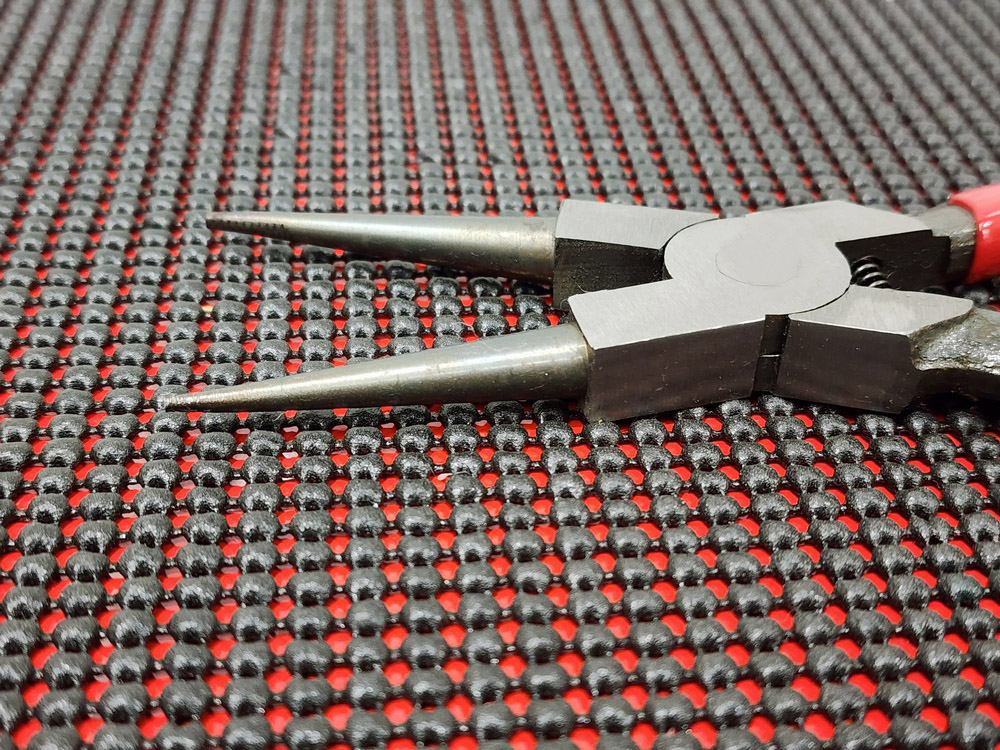 Internal straight snap ring pliers