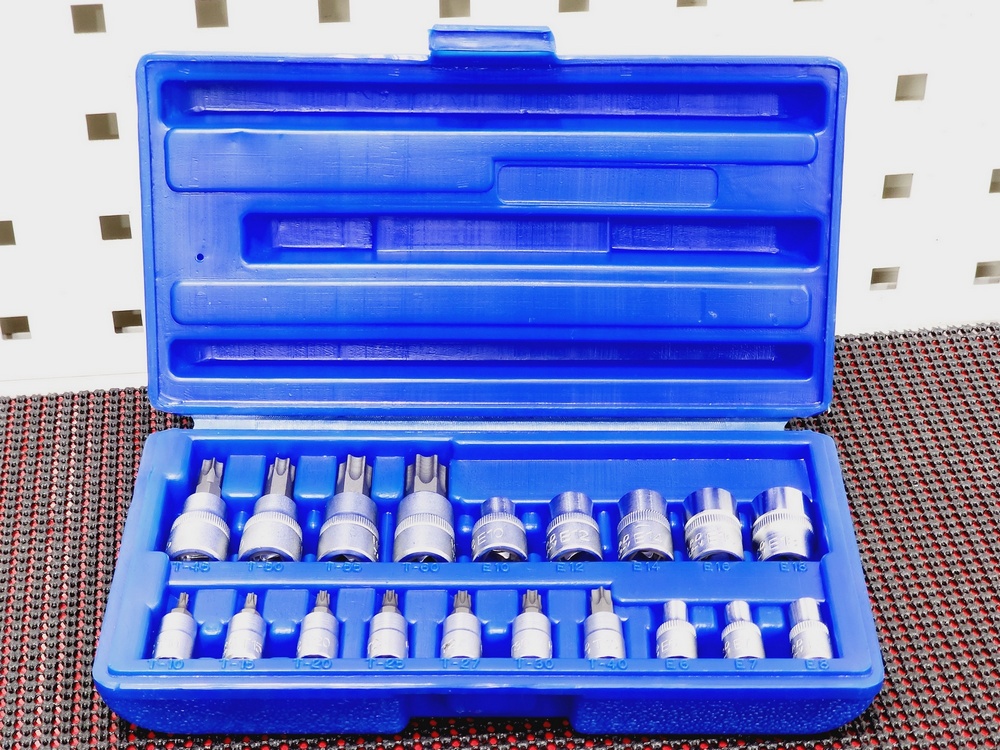 1/4 & 3/8" dr torks bit socket 20 pc set