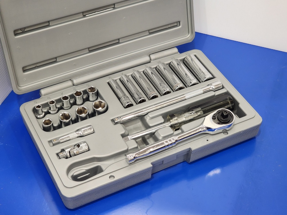 1/4" dr. Metric  socket 21 pc set