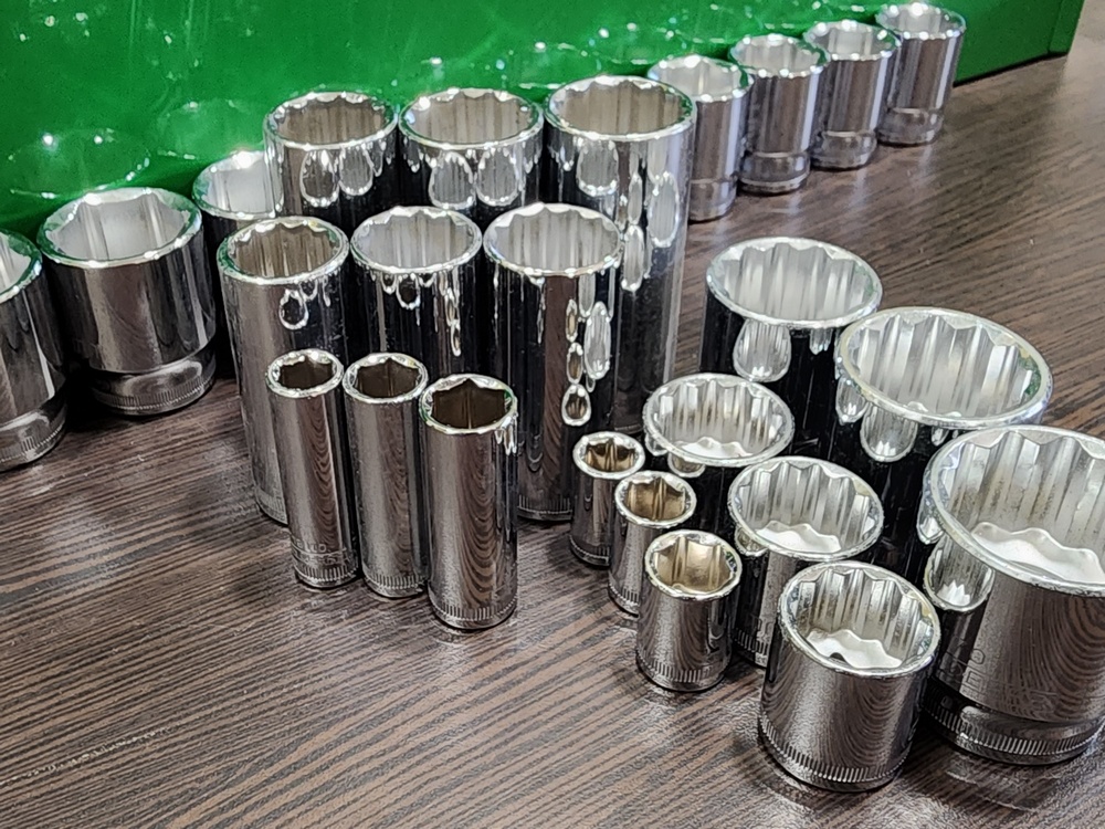 Chrome sockets